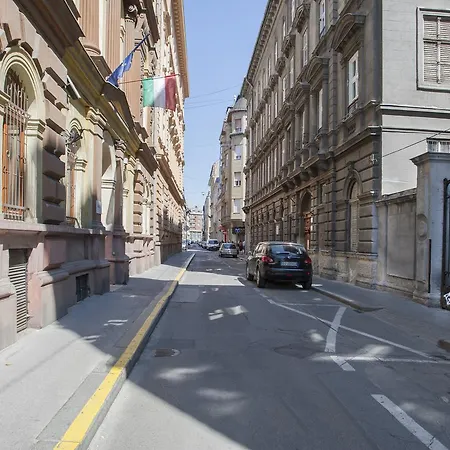 아파트 Transylvanian Styled In Palace District 부다페스트